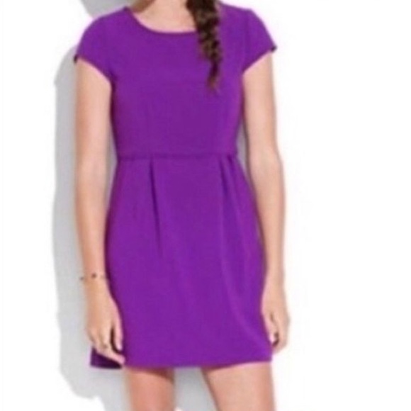 Broadway & Broome button back sheath dress.  Size 2. - Picture 2 of 12